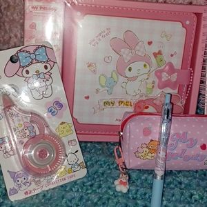 MY MELODY Desk Set
